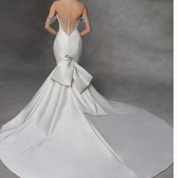 Badgley Mischka -Devina Dress size 4 - Picture 2 of 15